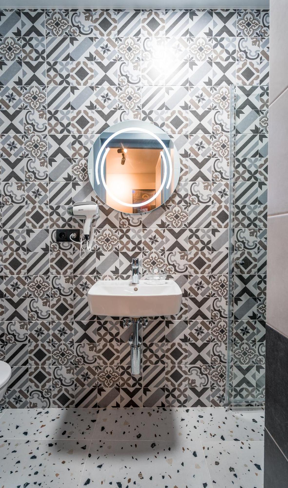Luxury X By Umbrella Aparthotel Tbilisi Luaran gambar