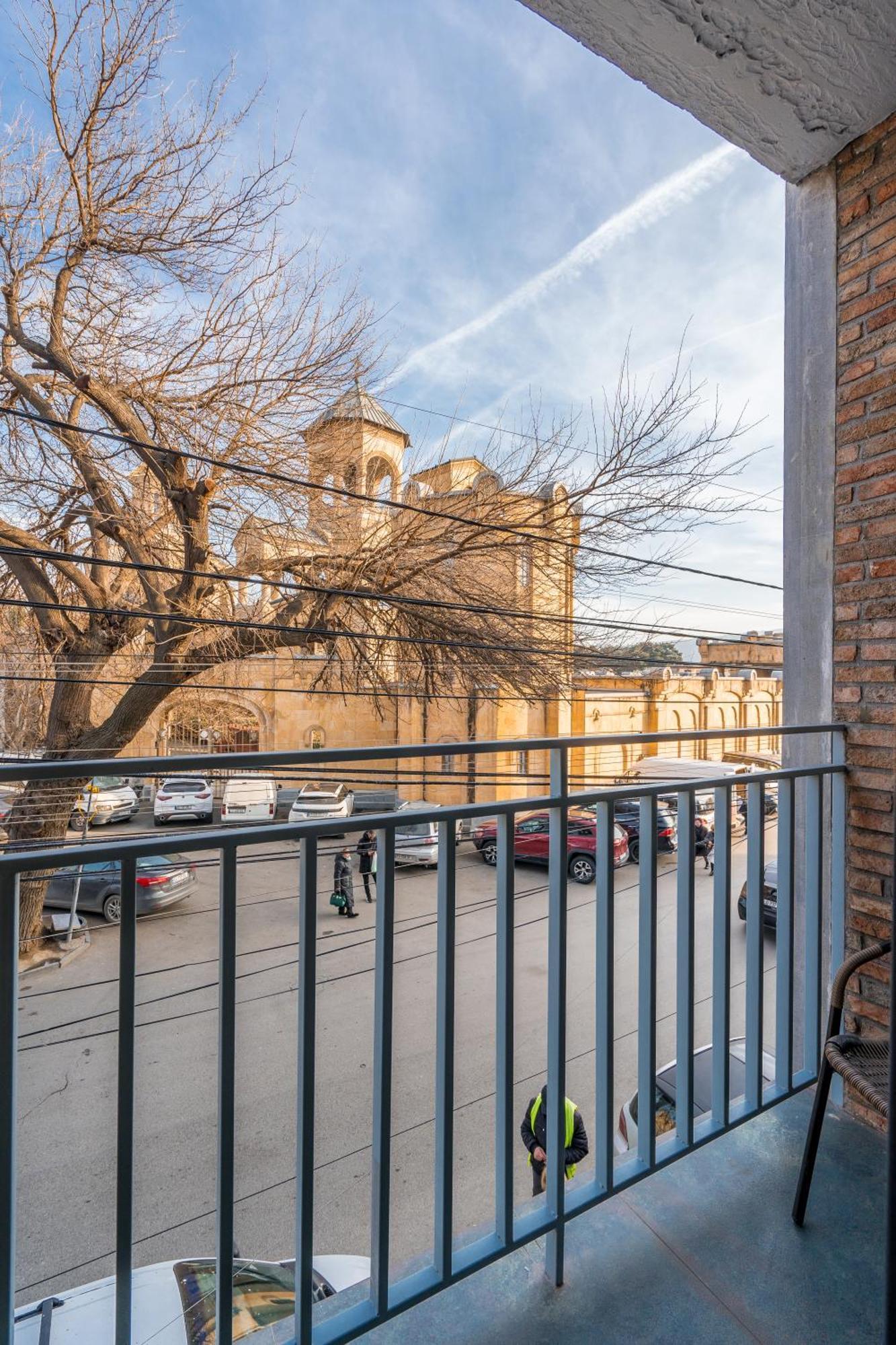 Luxury X By Umbrella Aparthotel Tbilisi Luaran gambar
