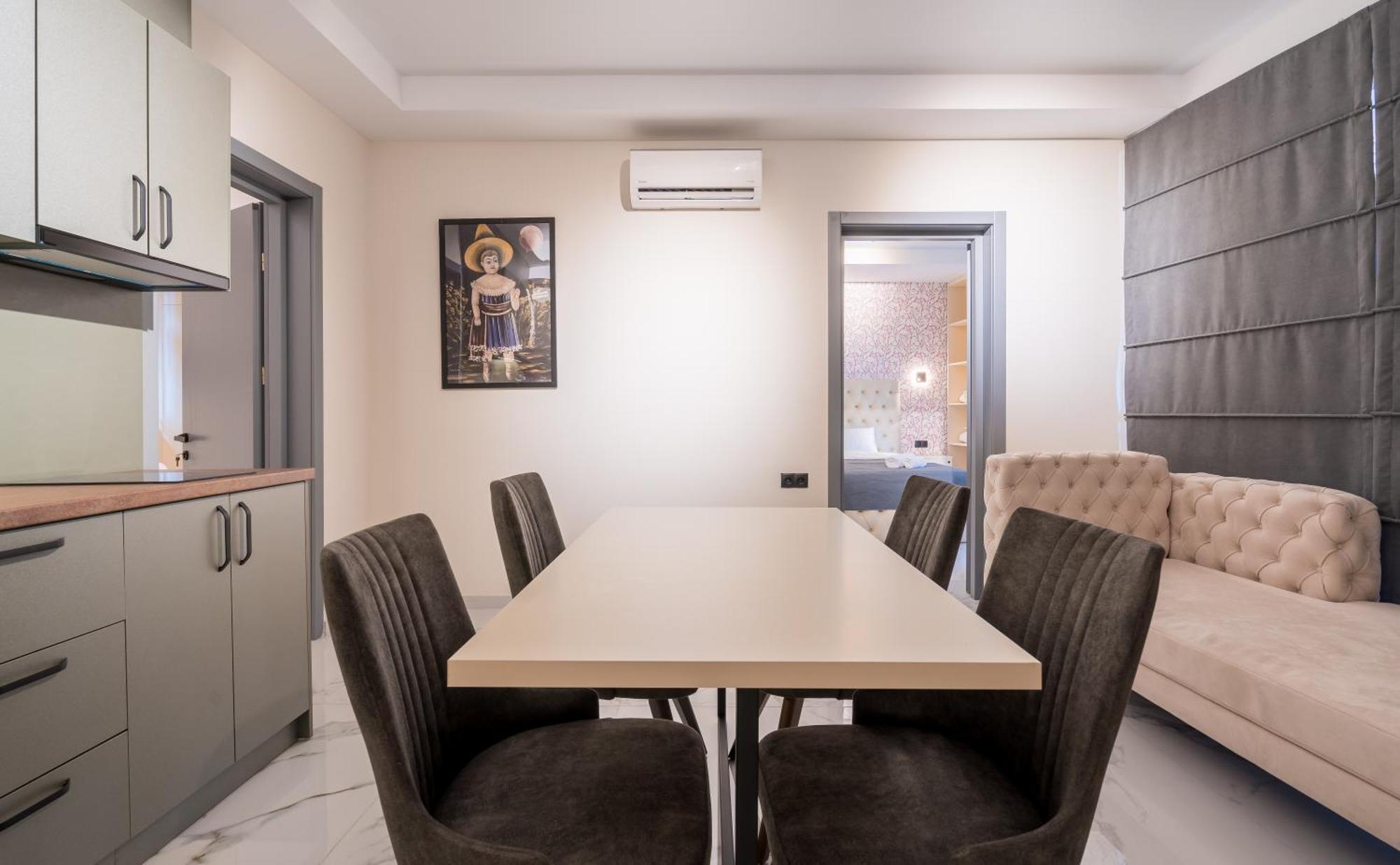 Luxury X By Umbrella Aparthotel Tbilisi Luaran gambar